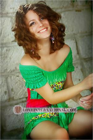 104801 - Yulia Alter: 24 - Ukraine