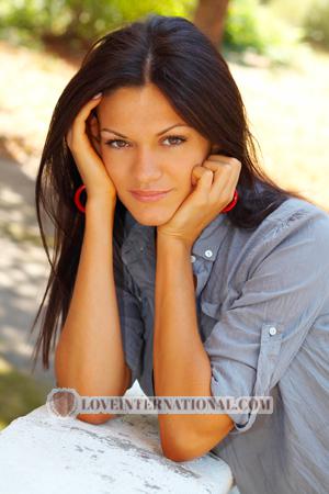 107760 - Anna Alter: 28 - Ukraine