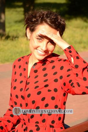 166786 - Diana Alter: 29 - Ukraine