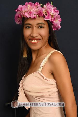 185437 - Emily Alter: 36 - Philippinen