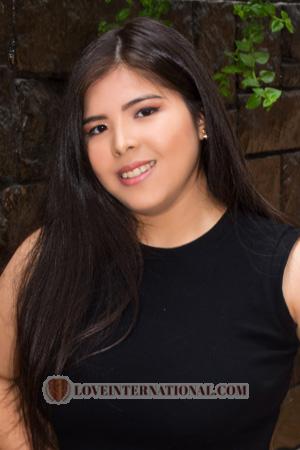 203674 - Noelia Alter: 27 - Peru