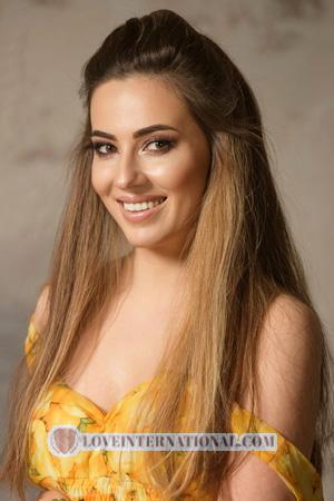 214029 - Olga Alter: 39 - Ukraine