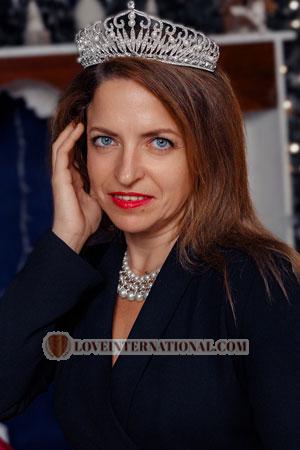 220919 - Oleksandra Alter: 46 - Ukraine