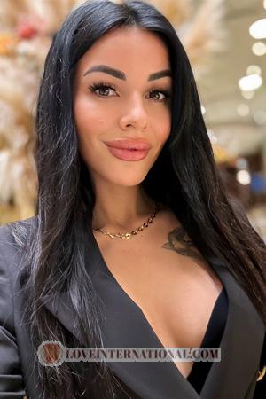 222909 - Iryna Alter: 29 - Ukraine