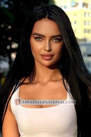 222940 - Olena Alter: 23 - Ukraine