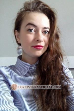 222942 - Elena Alter: 38 - Ukraine