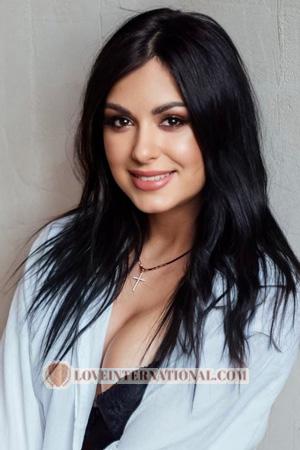 222990 - Kristina Alter: 38 - Ukraine