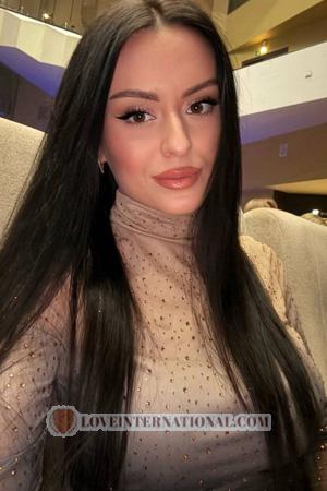 223166 - Elena Alter: 29 - Ukraine