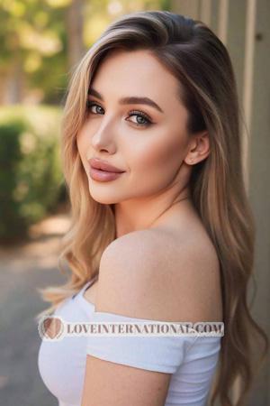 223232 - Anna Alter: 23 - Ukraine