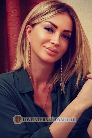 223501 - Oksana Alter: 49 - Ukraine