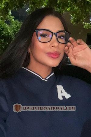 223710 - Ana Milena Alter: 27 - Kolumbien