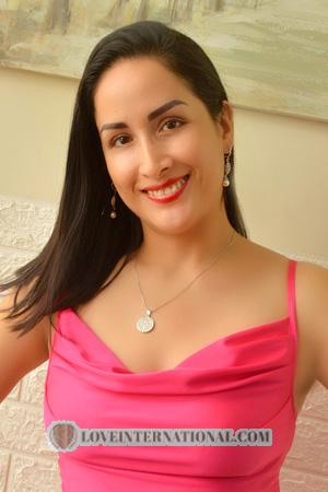 223730 - Paola Alter: 41 - Peru