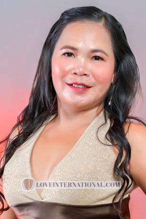 Ladies of Philippinen