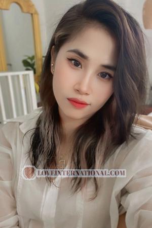 224005 - Lida Alter: 32 - Cambodia