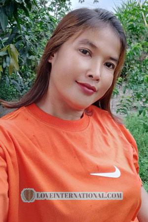 224011 - Puthea Alter: 41 - Cambodia