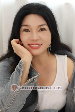 224318 - Sherry Alter: 49 - China