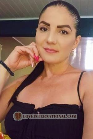 224503 - Kristy Alter: 41 - Costa Rica