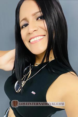 224513 - Carolina Alter: 33 - Peru