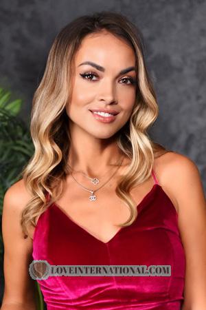 225493 - Tetiana Alter: 40 - Ukraine