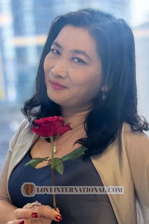 225621 - Ling Alter: 52 - China