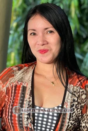 Ladies of Puerto Princesa Stadt