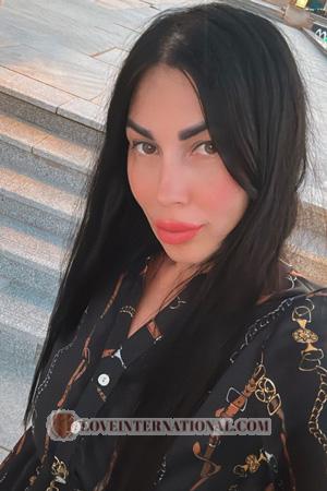 226139 - Olena Alter: 45 - Ukraine