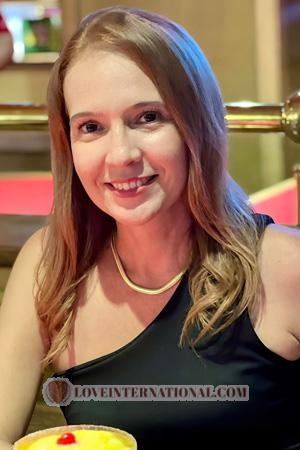 226162 - Leidys Alter: 44 - Kolumbien