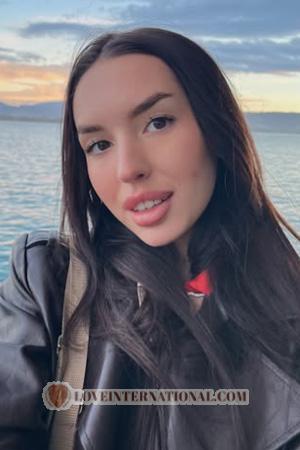 226535 - Veronika Alter: 22 - Ukraine