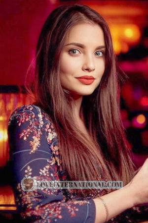 226578 - Yuliia Alter: 32 - Ukraine