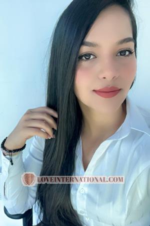 226622 - Jennifer Alter: 31 - Costa Rica