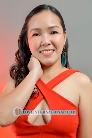 Ladies of Philippinen