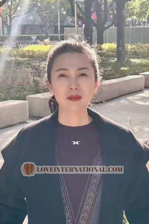 226757 - Tessa Alter: 54 - China