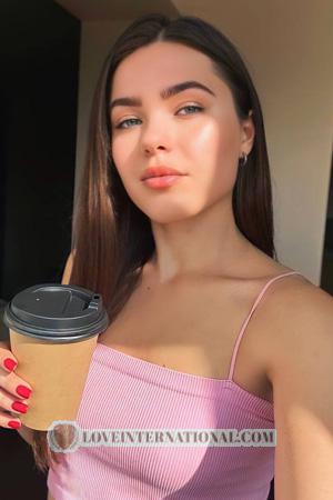 226930 - Vladislava Alter: 26 - Ukraine