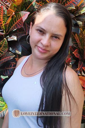 226999 - Priscila Alter: 25 - Costa Rica