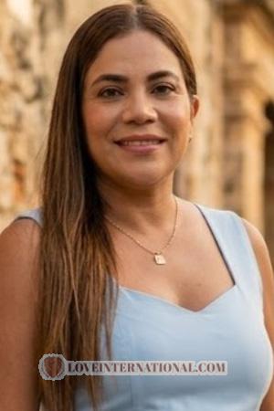 227121 - Yessica Alter: 35 - Kolumbien