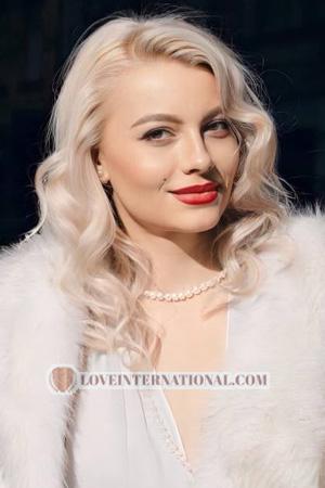 227237 - Natalia Alter: 32 - Ukraine