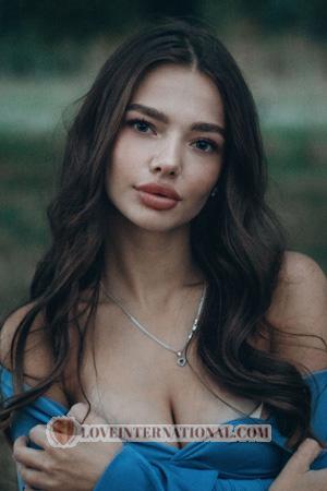 227242 - Diana Alter: 21 - Ukraine