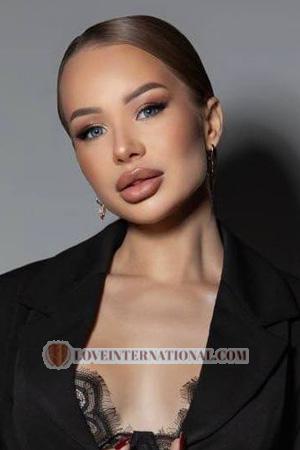 227344 - Yuliia Alter: 33 - Ukraine