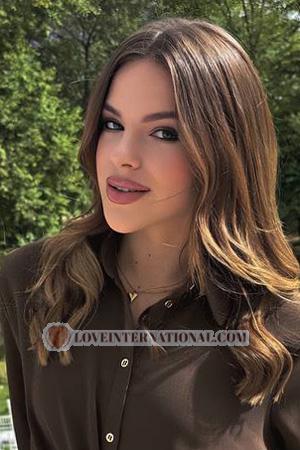227456 - Yana Alter: 20 - Ukraine