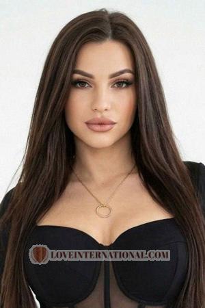 227475 - Yuliia Alter: 32 - Ukraine