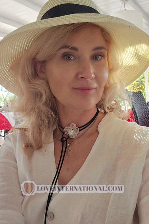 227757 - Oksana Alter: 51 - Ukraine