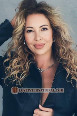 227944 - Olga Alter: 50 - Ukraine