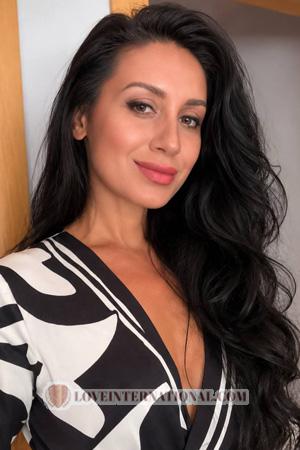 228063 - Yanina Alter: 38 - Ukraine