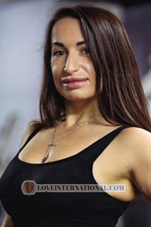 228068 - Mariia Alter: 37 - Ukraine