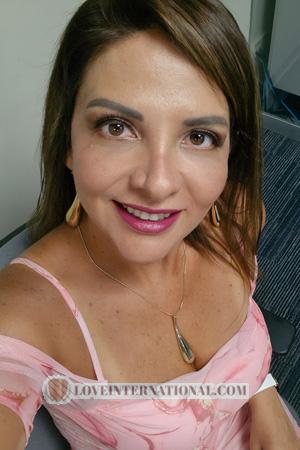 228222 - Karina Alter: 51 - Peru