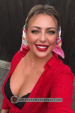 228276 - Irma Alter: 42 - Ukraine