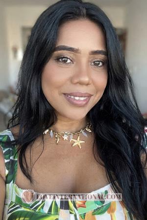 228307 - Adriana Alter: 37 - Kolumbien