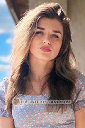 228439 - Halyna Alter: 33 - Ukraine