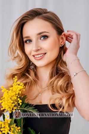 228594 - Liza Alter: 18 - Ukraine