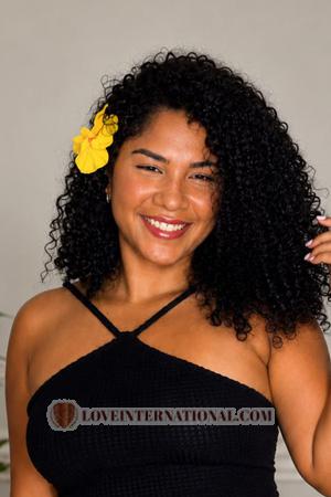 228631 - Yesenia Alter: 35 - Kolumbien